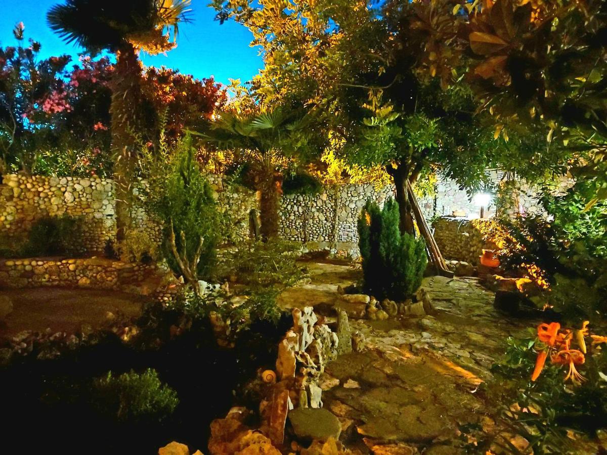 Villa Nadalina ซูโตมอเร ภายนอก รูปภาพ